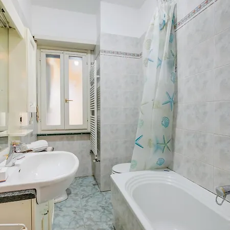 Caterina - Seaside - Happy Holiday home San Bartolomeo Al Mare